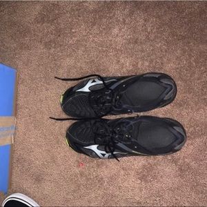 Mizuno Wave Lightning volleyball shoes